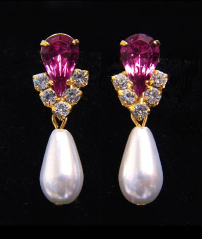 #5538FUCHG - Rhinestone Pear V Pearl Drop Earrings - Fuchsia Gold Plated