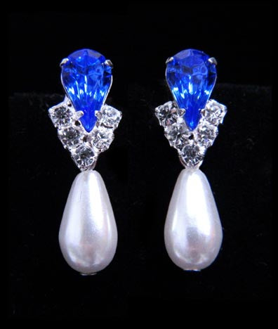 #5538SAPHS - Rhinestone Pear V Pearl Drop Earrings - Sapphire Silver Plated