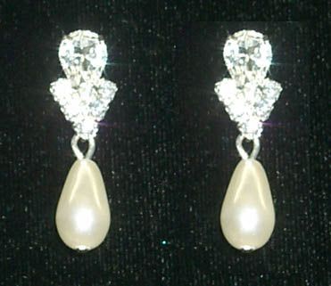 #5538 Pear and V Crystal Earring